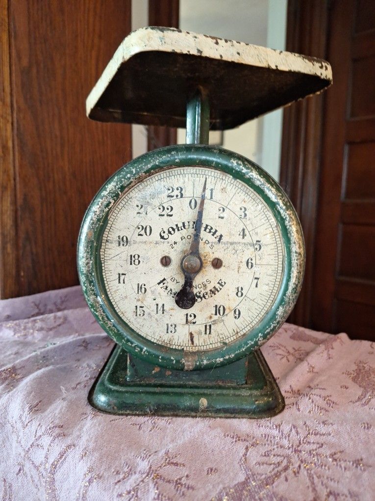 Columbia 1890s Family Scale Vintage Antique