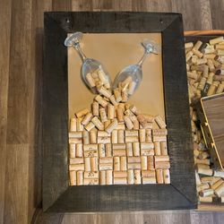 Frame With Wine Glasses