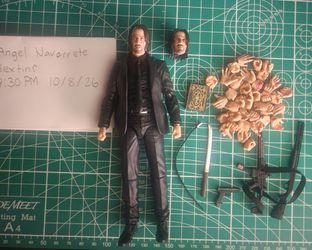 *Sell/Trade* Mafex Chapter 3 John Wick With Bonus Hands