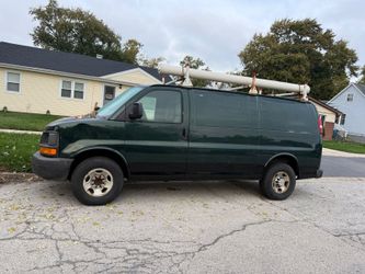 Chevrolet Express Cargo 3500