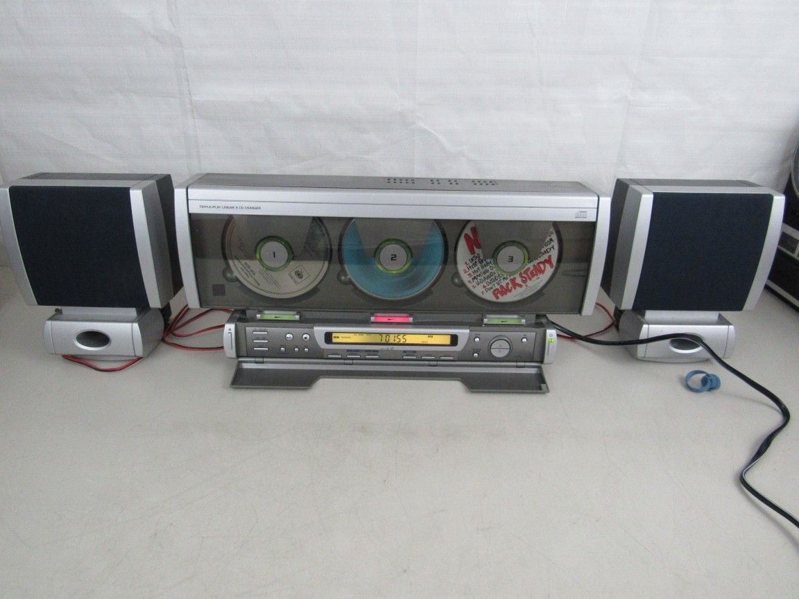 Emerson. MS3100U 3 DISC VERTICAL CD PLAYER AM/FM DIGITAL