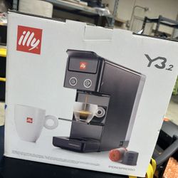 Illy Y3.2 Espresso Machine