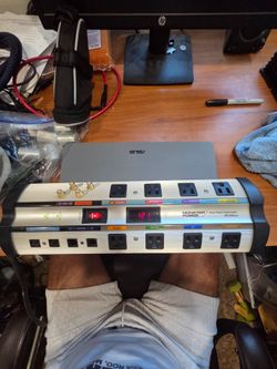 Monster HTS 1000 Power conditioner/Surge suppressor