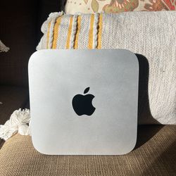 Apple Mac Mini M1 