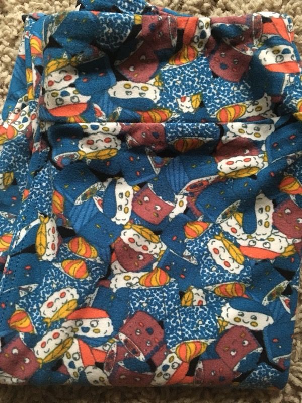 Lularoe kid size L/XL Sushi leggings