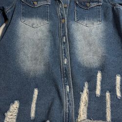 Dokotoo Denim Top Size Large, Gently Used, 