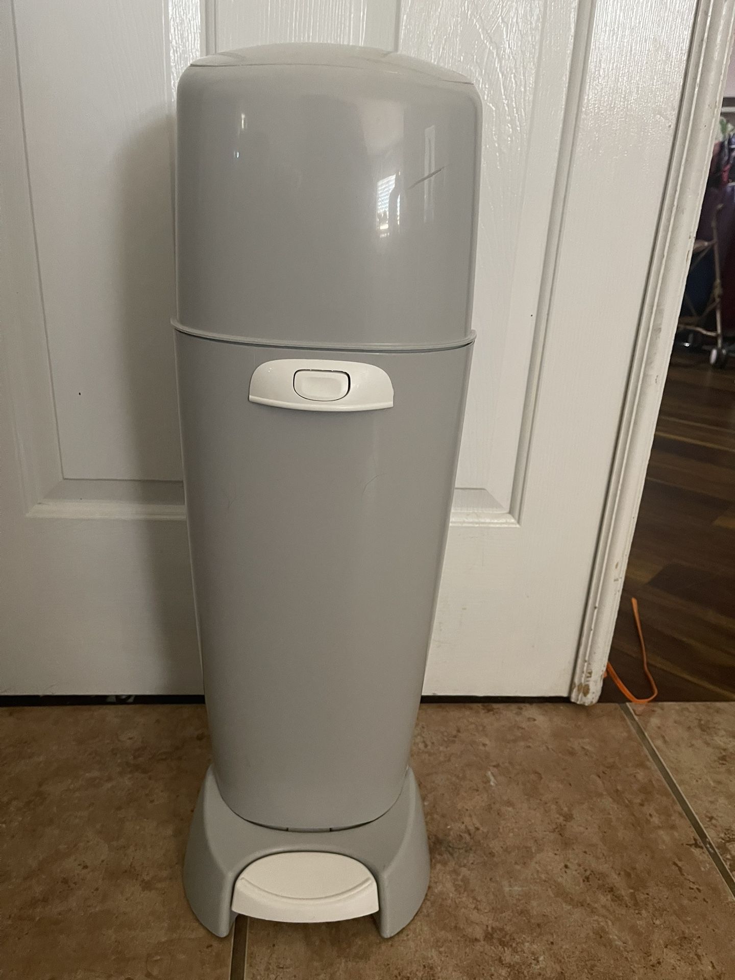 Diaper Genie Complete