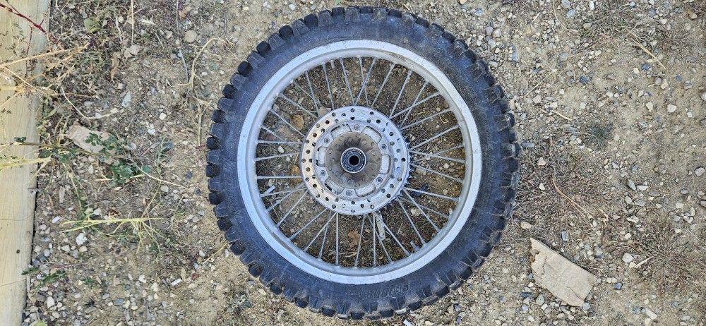 19" Dirt Bike Rear Rim & Tire