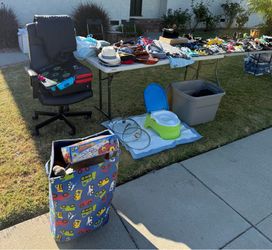 Garage sale!!!!!