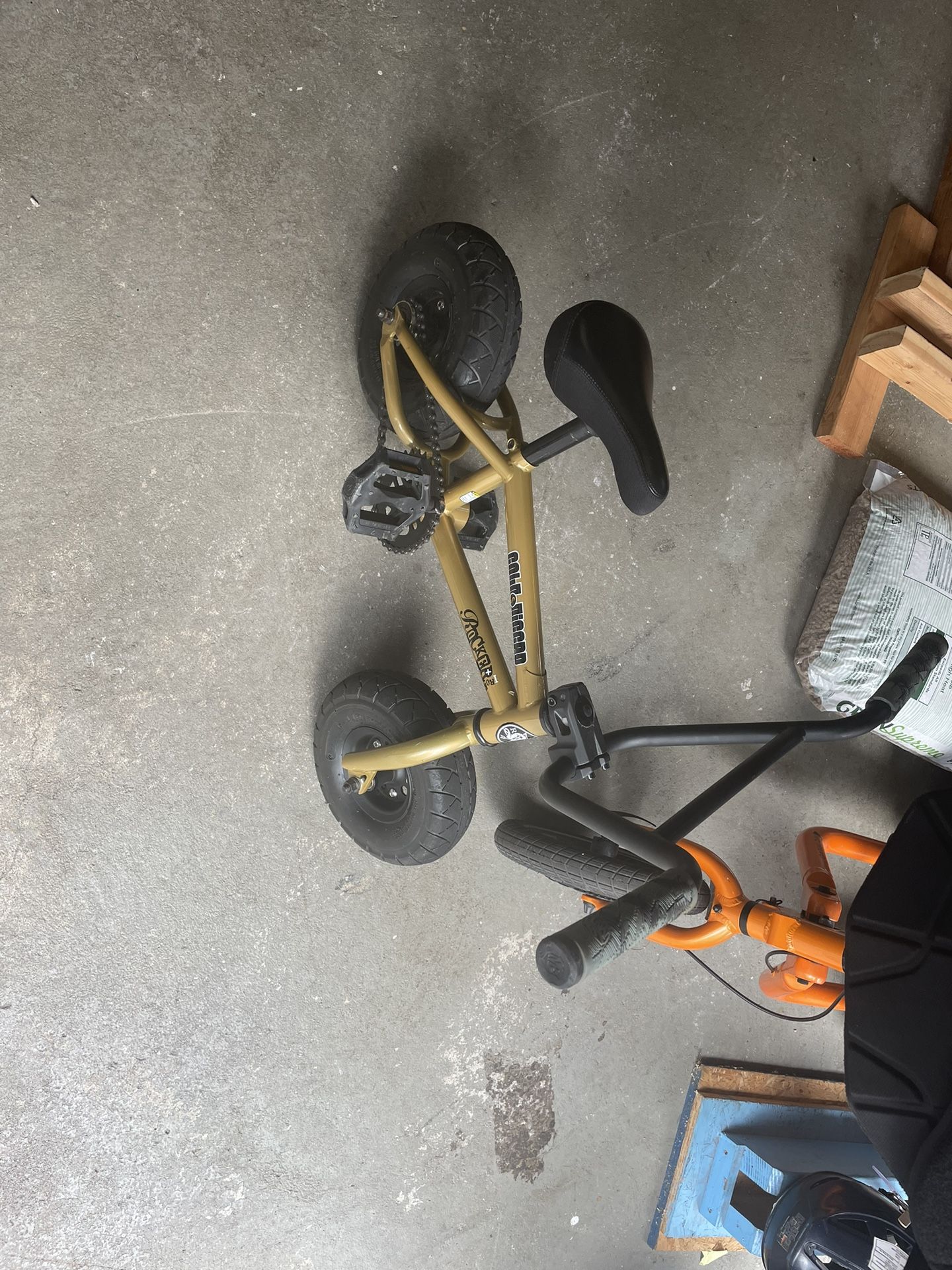 Mini bmx gold deals