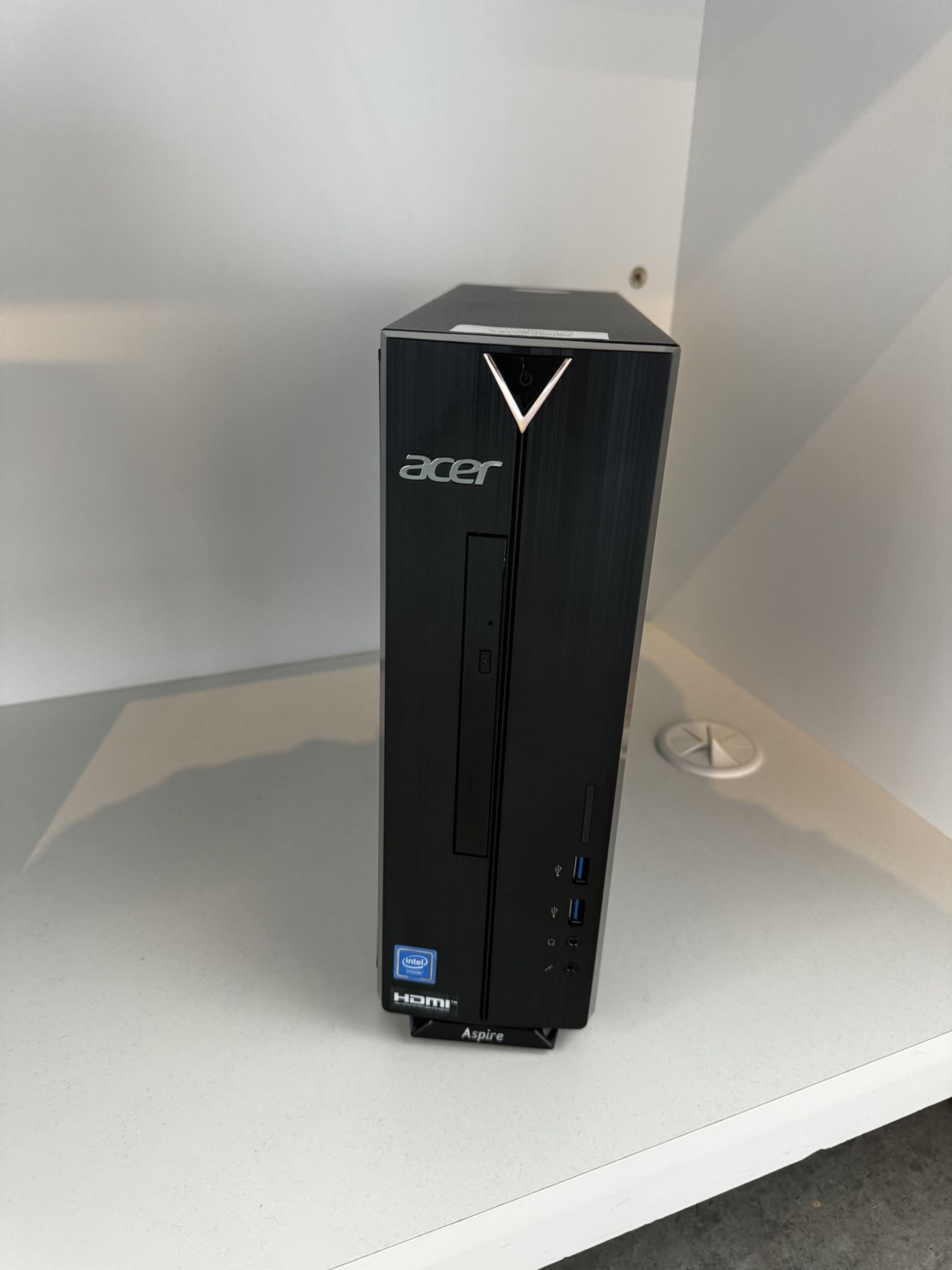 Acer Desktop Computer 8GB Memory And 256GB SSD 