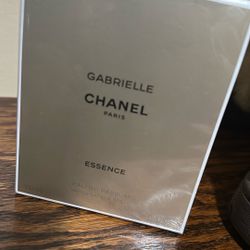 Chanel Paris Essence Perfume Large