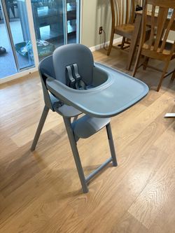 Lalo II high chair - BRAND NEW IN BOX