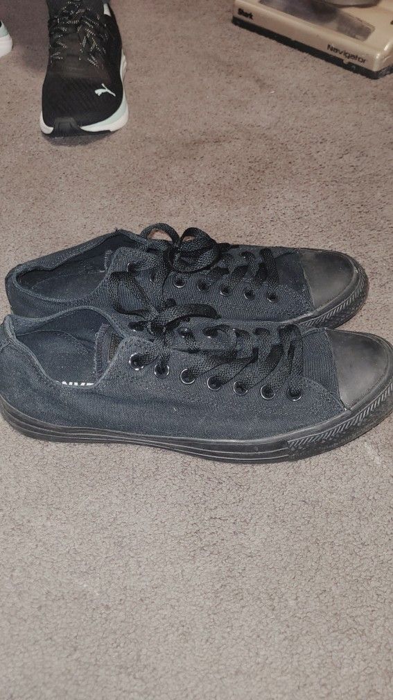 Converse All Black Men Size 10