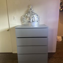 4 Tier Dresser 
