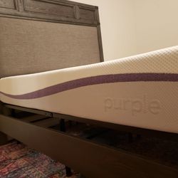 Purple Mattress, Queen, Like New, Perfect Condition