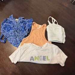 Women Size S Cropped Top bundle-4 tops