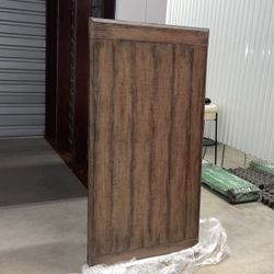 GREAT DEAL! High Table