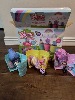 Blume Dolls