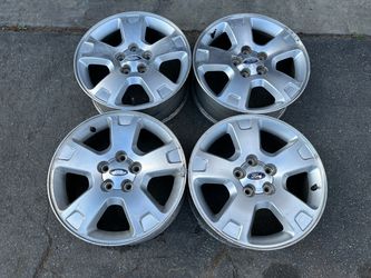 Ford freestyle aluminum 17 inch wheels. 5 on 4.5 lugs.