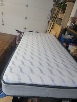 Kids twin mattress
