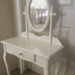 Makeup Table Desk