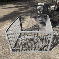 Small Animal Pen With Gate