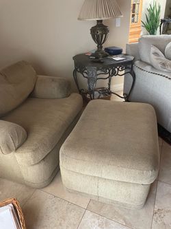 Comfy chair and ottoman FREE