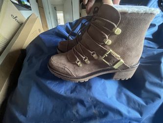 🌟 Like New Sporto Women’s Winter Boots – Size 8 🌟
