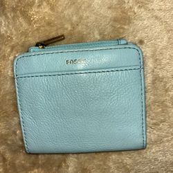 light blue Fossil wallet (smoke free & pet free home)