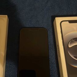 iPhone 16e
