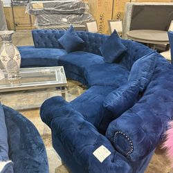 TRENDING CURVED VELVET TUFTED SECTIONAL