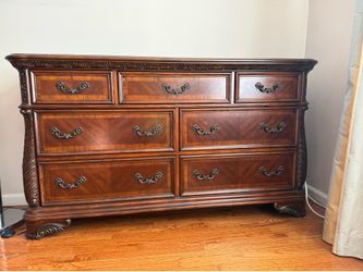 Wood dresser