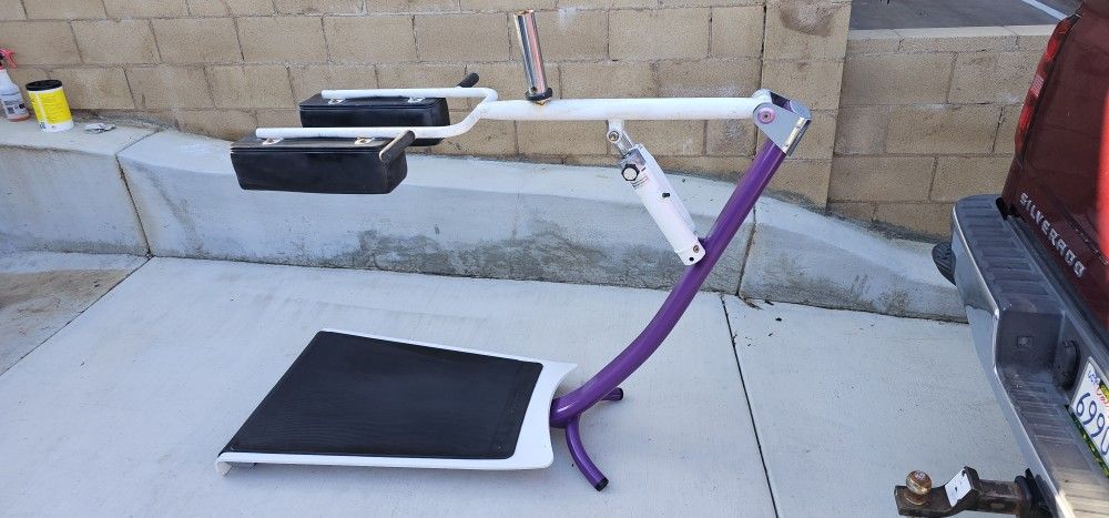 Fast Twitch Isokinetic Squat Machine