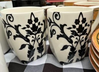 scroll mugs