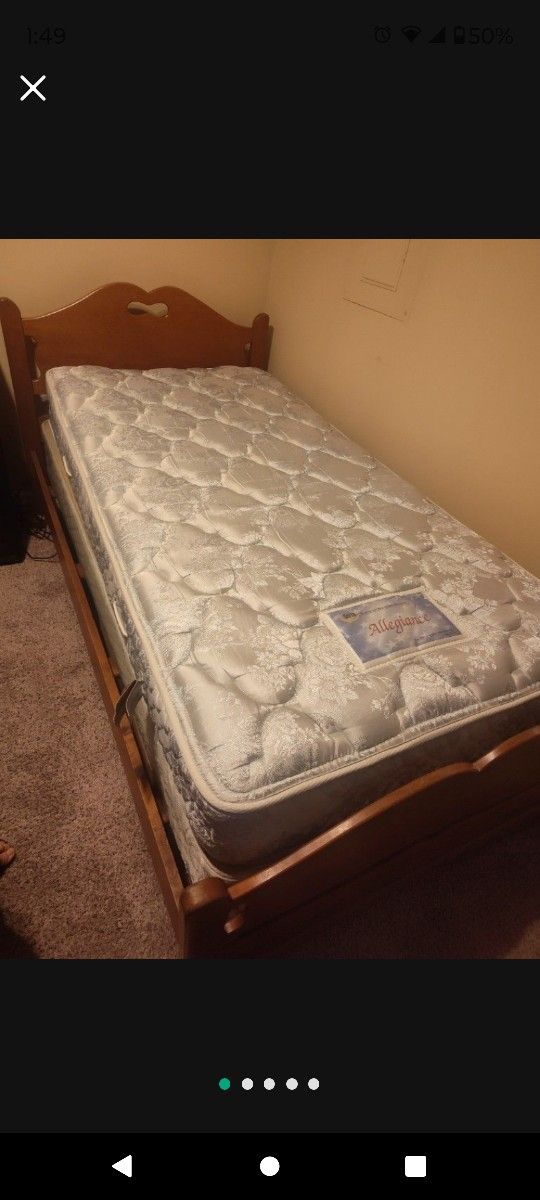 Serta Twin Mattress Box Spring ,Headboard 
