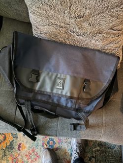 Chrome messenger bag large