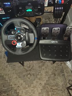 PS5 accessories.