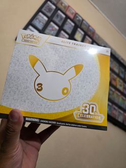 Pokemon 30th Celebrations Elite Trainer Box
