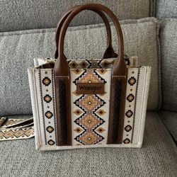 Wrangler Purse 