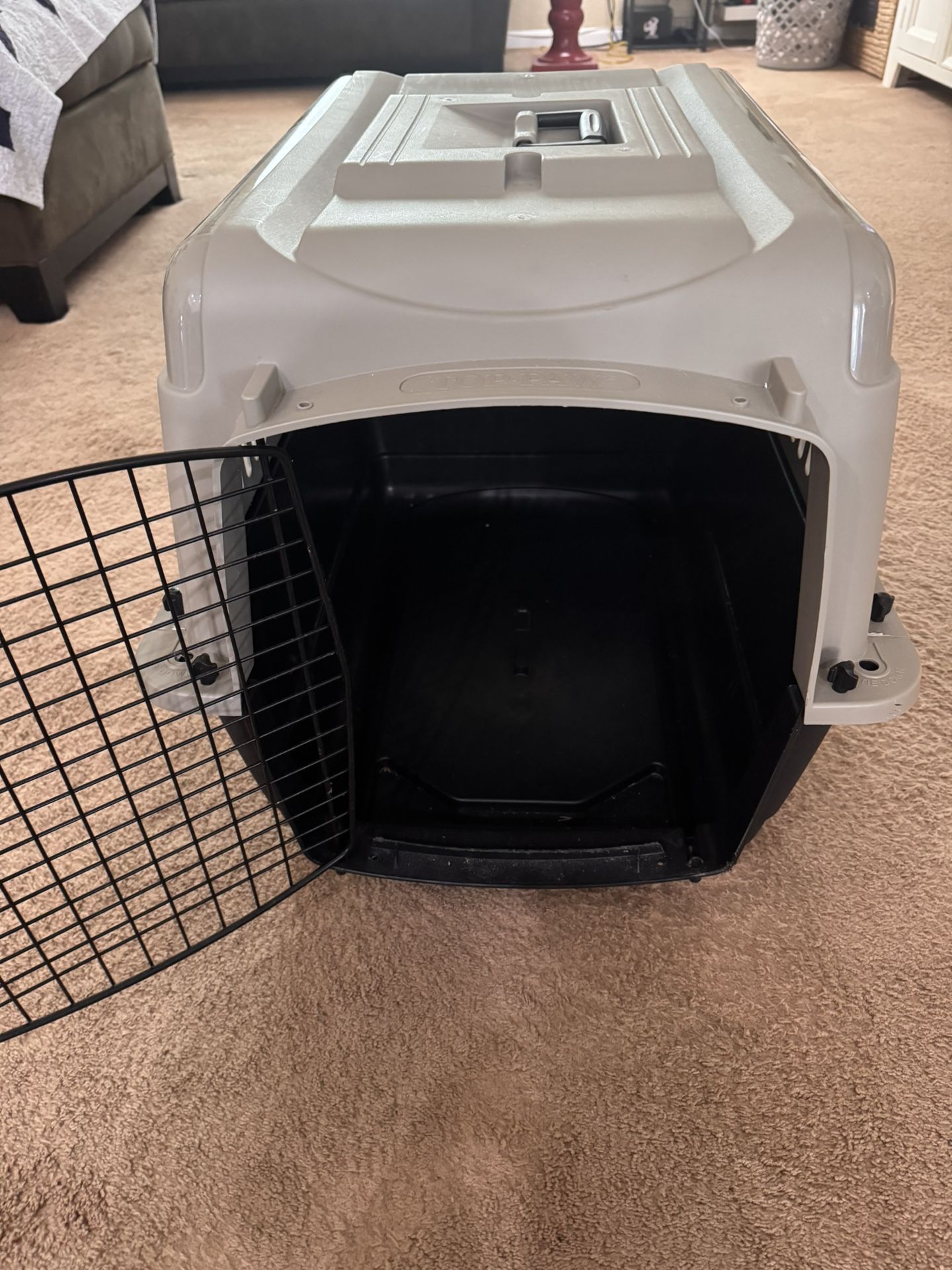Gently Used Top Paw Portable Crate