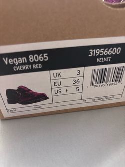 Dr martens 2 pairs new