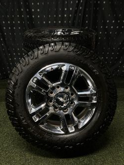 Chevy Silverado High Country 2500 8 Lug 20 Inch OEM Wheels