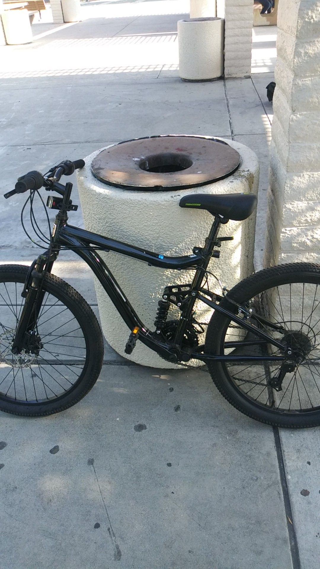 Mongoose mountain bike 24