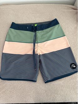 Billabong men’s board shorts