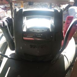 Schuman 600 peak amps jump starter