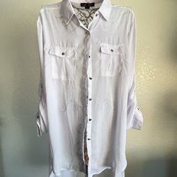 White long-sleeved blouse Size 2X