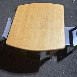 Kids Table and Chairs 