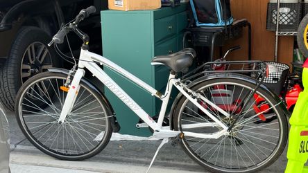 Infinity City Commuter Bike White