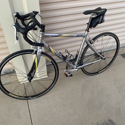 Giant OCR 2 road bike